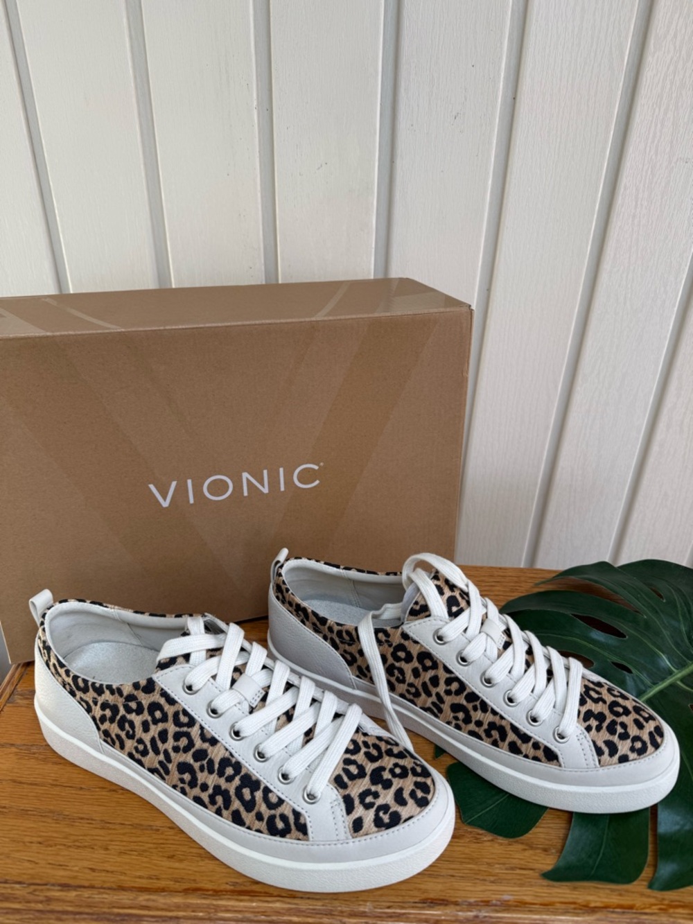 Vionic
WOMEN'S VIONIC WINNY
SNEAKERS. 9 M